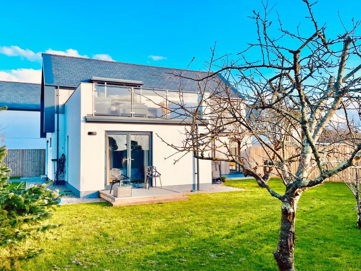 Avalennek Holiday home *